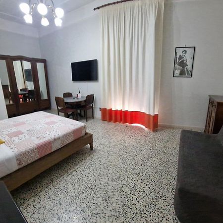 Vittoria Guest House Battipaglia Extérieur photo