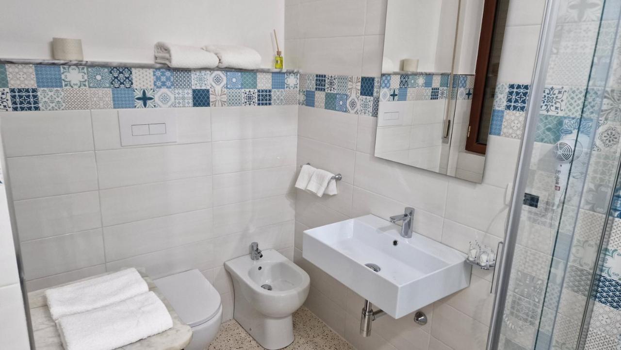 Vittoria Guest House Battipaglia Extérieur photo