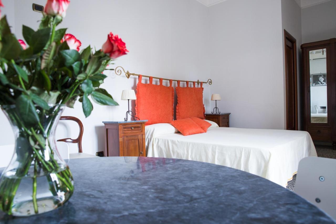 Vittoria Guest House Battipaglia Extérieur photo
